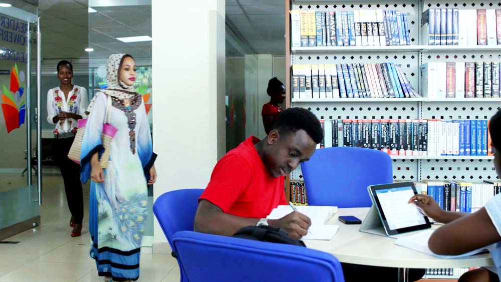 ISBAT University Kampala Uganda. Top International University in Uganda and East Africa,  Africa World Class and Marketable Courses: Information and Technology Business and Commerce Engineering, Top India University Education in Kampala Uganda-Africa