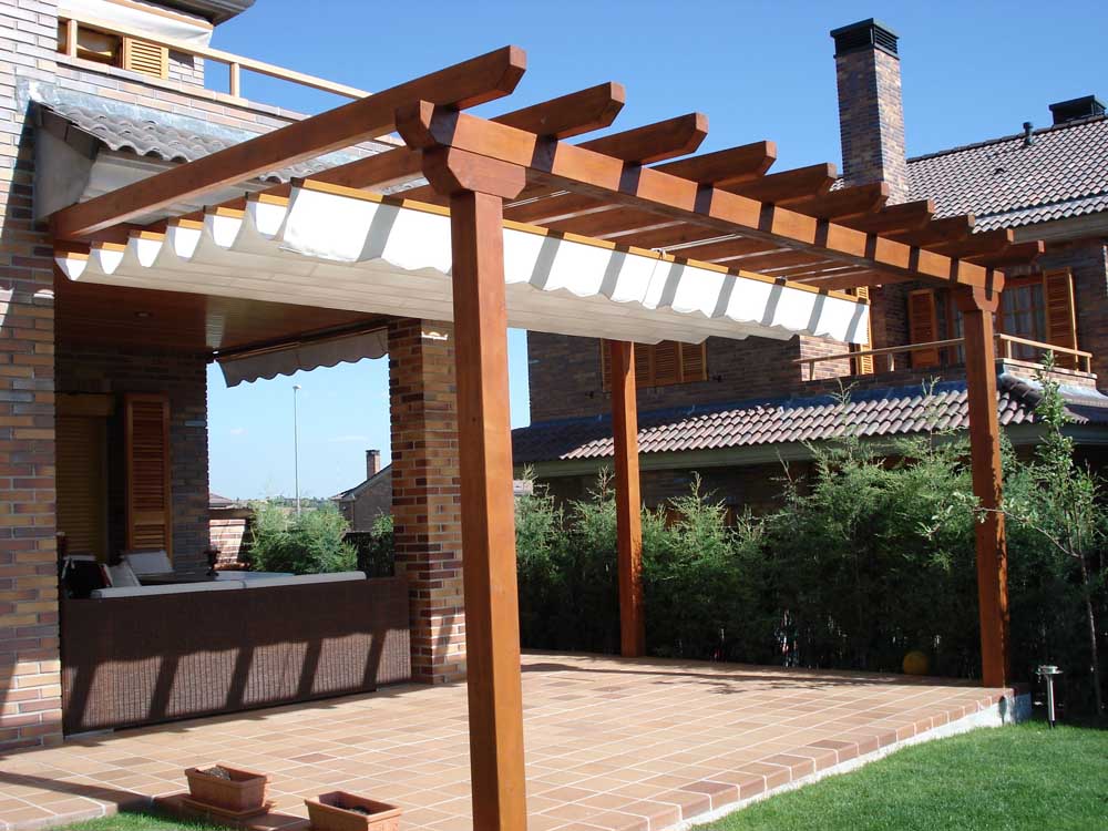 Balcon Shade Design in Kampala Uganda. Pergola Roof Design. Other Services: Wood/Aluminium Pergola Design and Installation, Aluminium Roofs, Glass Roofs, Aluminium Doors and Windows, Home Interior and Exterior Design, Aluminium Products, Aluminium Construction, Aluminium House, Aluminium Building, Aluminium/Steel Fabrication in Kampala Uganda, Ugabox