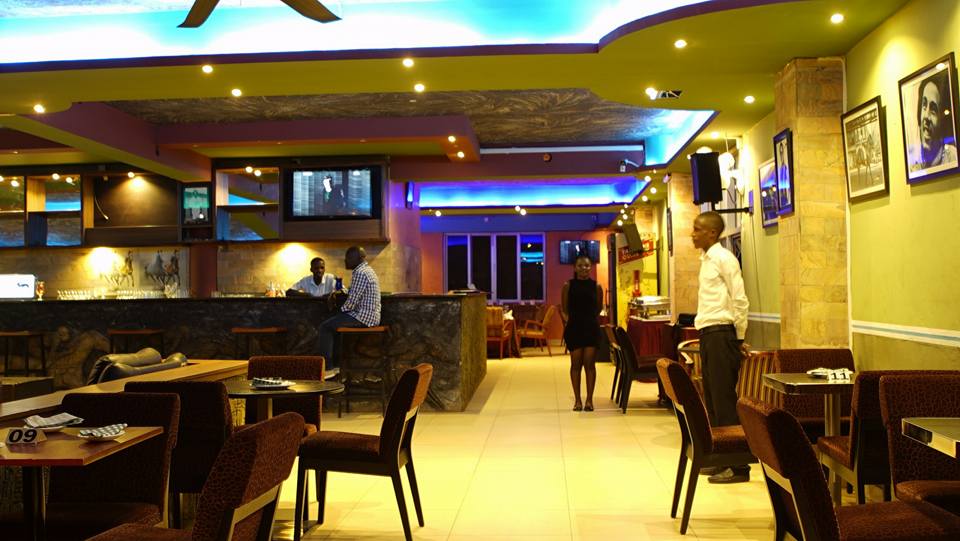 Racers Bar, Restaurant & Lounge Bukoto Kampala Uganda, Good food in Kampala, Food & Drink, Top Bar, Top Restaurant, Lounge, Top Bar and Lounge, Cool night out, Beer, Wine, Spirits, Cocktail bar, Sports Bar, Amazing Beer prices, Cheap Beer, Great Place to Drink after work, Gins and local beers, Grilled food and wood-fired pizzas, Chatting and Drinking, Chilling with friends and mates, Date night, Eating and Drinking, Private parties, Drinking and Dancing, Cocktail Bar, Lounge Bar, Party Bar, Kampala Pub, Cool DJs, Lively Music, Great Beer Drink Out, Tasteful Delicious food in Kampala, Amazing Drinking Venue in Kampala Uganda, Ugabox