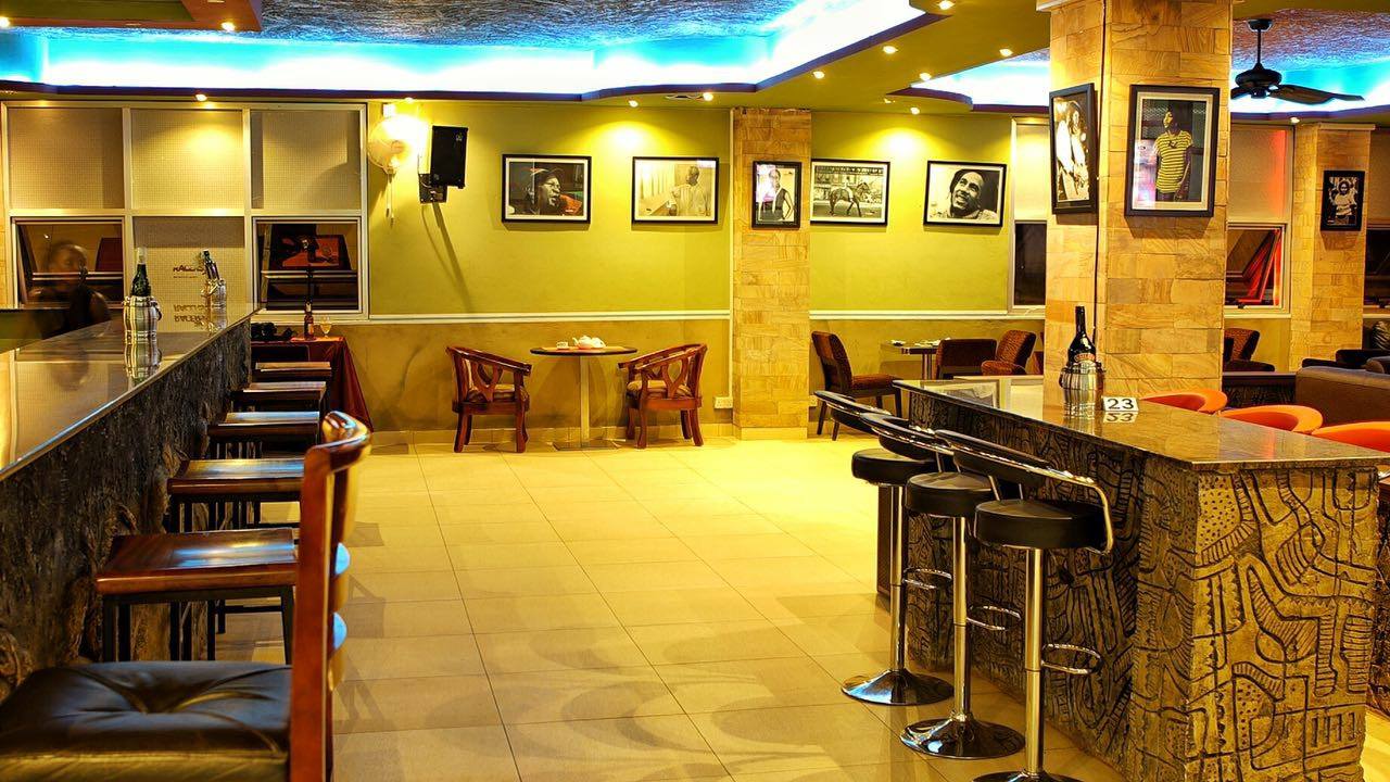 Racers Bar, Restaurant & Lounge Bukoto Kampala Uganda, Good food in Kampala, Food & Drink, Top Bar, Top Restaurant, Lounge, Top Bar and Lounge, Cool night out, Beer, Wine, Spirits, Cocktail bar, Sports Bar, Amazing Beer prices, Cheap Beer, Great Place to Drink after work, Gins and local beers, Grilled food and wood-fired pizzas, Chatting and Drinking, Chilling with friends and mates, Date night, Eating and Drinking, Private parties, Drinking and Dancing, Cocktail Bar, Lounge Bar, Party Bar, Kampala Pub, Cool DJs, Lively Music, Great Beer Drink Out, Tasteful Delicious food in Kampala, Amazing Drinking Venue in Kampala Uganda, Ugabox