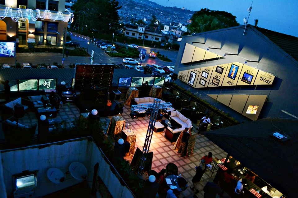 Sky Lounge & Restaurant Kisement Opp. Acacia Mall Kampala Uganda, Good food in Kampala, Food & Drink, Top Bar, Top Restaurant, Lounge, Top Bar and Lounge, Cool night out, Beer, Wine, Spirits, Cocktail bar, Sports Bar, Amazing Beer prices, Cheap Beer, Great Place to Drink after work, Gins and local beers, Grilled food and wood-fired pizzas, Chatting and Drinking, Chilling with friends and mates, Date night, Eating and Drinking, Private parties, Drinking and Dancing, Cocktail Bar, Lounge Bar, Party Bar, Kampala Pub, Cool DJs, Lively Music, Great Beer Drink Out, Tasteful Delicious food in Kampala, Amazing Drinking Venue in Kampala Uganda, Ugabox