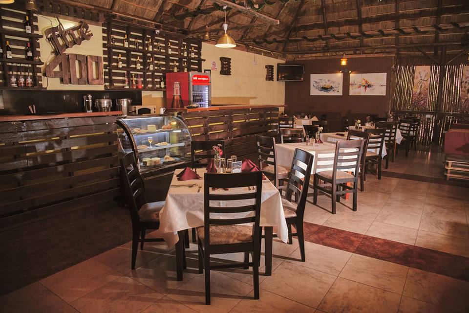 The 400 Bar & Restaurant Bukoto Kampala Uganda, Good food in Kampala, Food & Drink, Top Bar, Top Restaurant, Lounge, Top Bar and Lounge, Cool night out, Beer, Wine, Spirits, Cocktail bar, Sports Bar, Amazing Beer prices, Cheap Beer, Great Place to Drink after work, Gins and local beers, Grilled food and wood-fired pizzas, Chatting and Drinking, Chilling with friends and mates, Date night, Eating and Drinking, Private parties, Drinking and Dancing, Cocktail Bar, Lounge Bar, Party Bar, Kampala Pub, Cool DJs, Lively Music, Great Beer Drink Out, Tasteful Delicious food in Kampala, Amazing Drinking Venue in Kampala Uganda, Ugabox