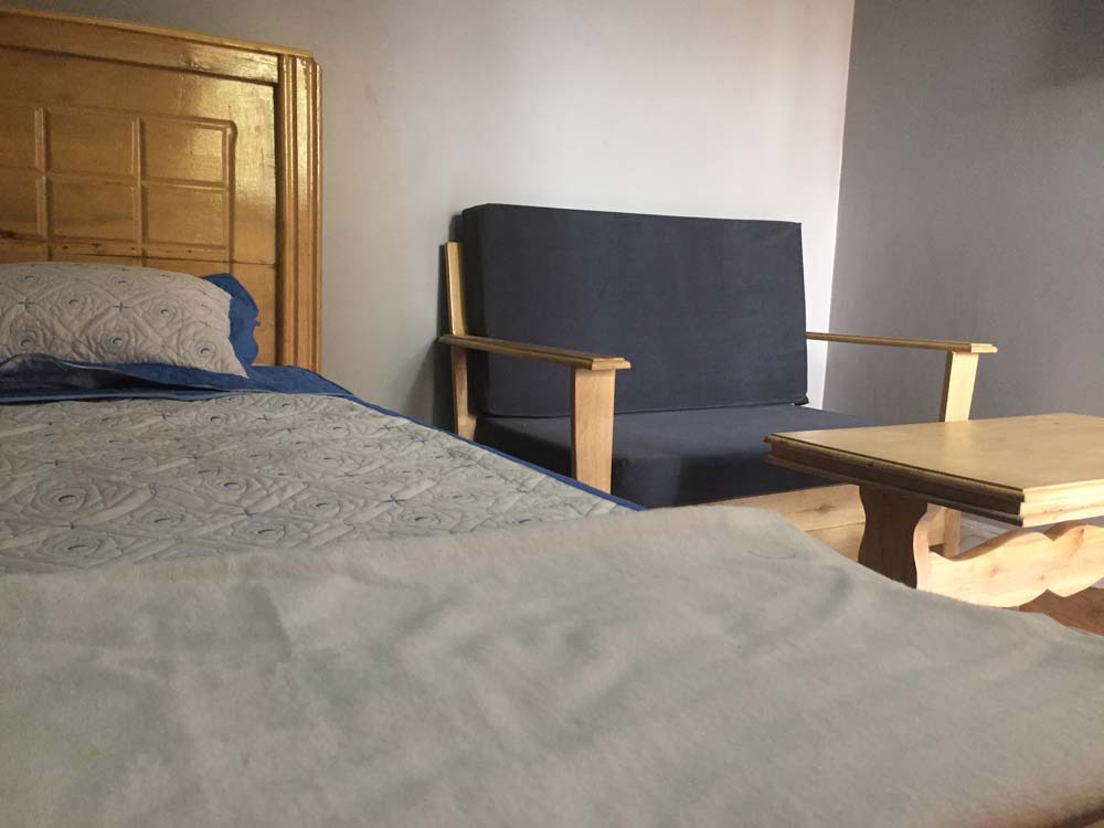 Bed and Breakfast in Kayunga. BM Country Side Inn Kayunga Uganda. Clean Secure Lodge Accommodation Services in Kayunga with Self Contained Rooms with DSTV and Internet/Wifi Near Kayunga Hospital Ideal for Corporates/Tourists/Travellers in Eastern Part of Uganda. Ugabox
