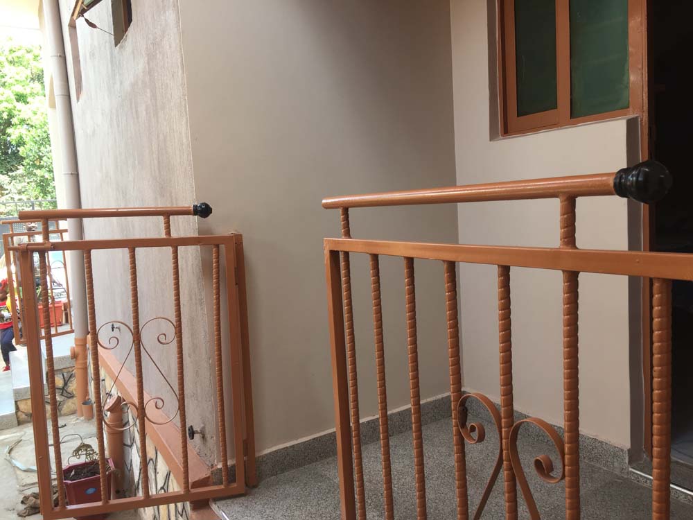 Bed and Breakfast in Kayunga Uganda. BM Country Side Inn Kayunga Uganda. Clean Secure Lodge Accommodation Services in Kayunga with Self Contained Rooms with DSTV and Internet/Wifi Near Kayunga Hospital, Ideal for Corporates/Tourists/Travellers in Eastern Part of Uganda. Ugabox