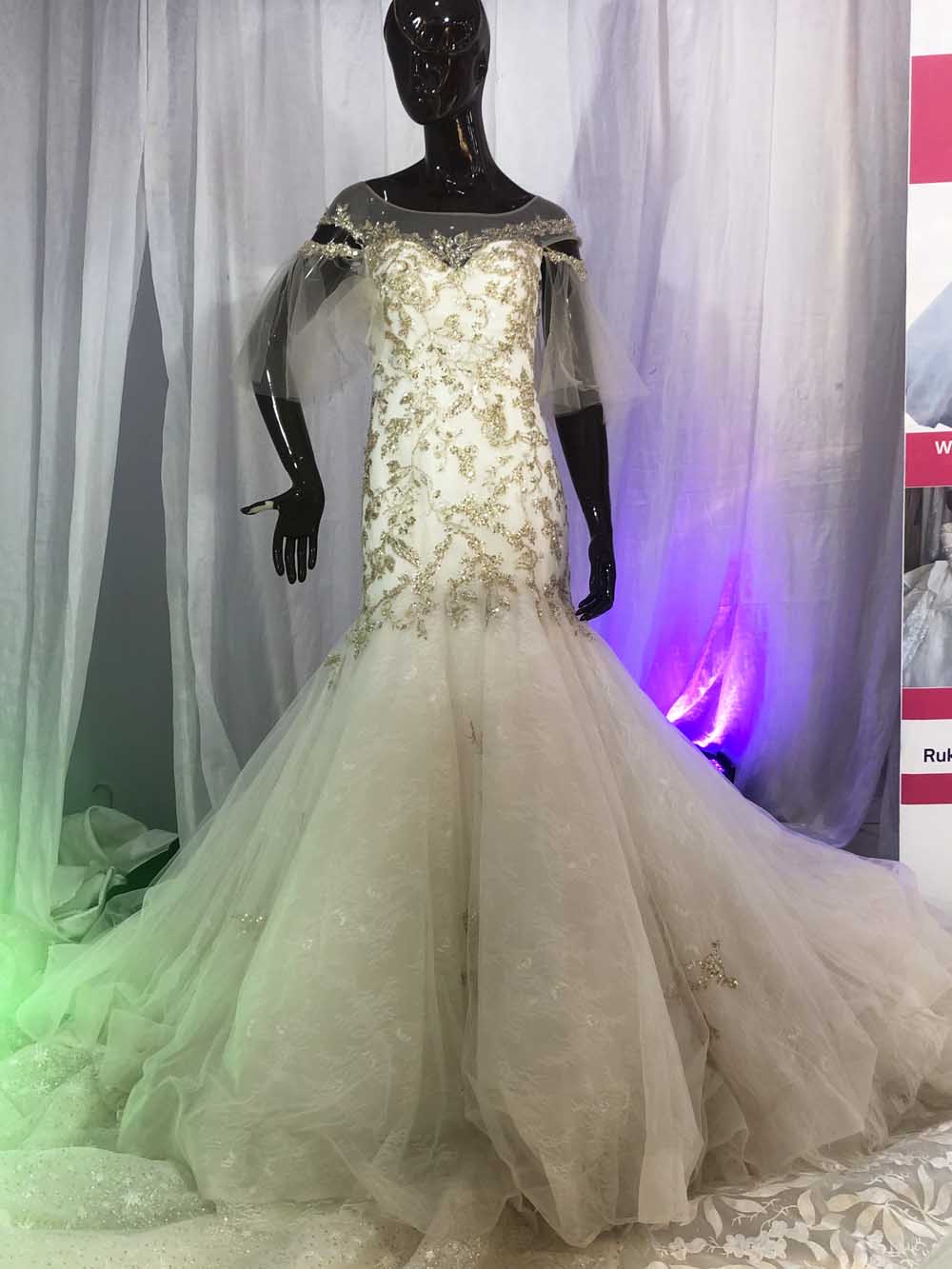 Wedding Dresses in Kampala Uganda. Diz Bridal Parlour Uganda Services: Bridal Fashion, Wedding Styling, Bridal Wear, Bridal Gowns, Bridesmaid Dresses, Flower Girl Dresses, Changing Gowns, Bridal Accessories, Bridal Mushanana, Bridal Gomesi, Party Dresses, Wedding Gowns at Ntinda Shopping Centre in Kampala Uganda. Ugabox