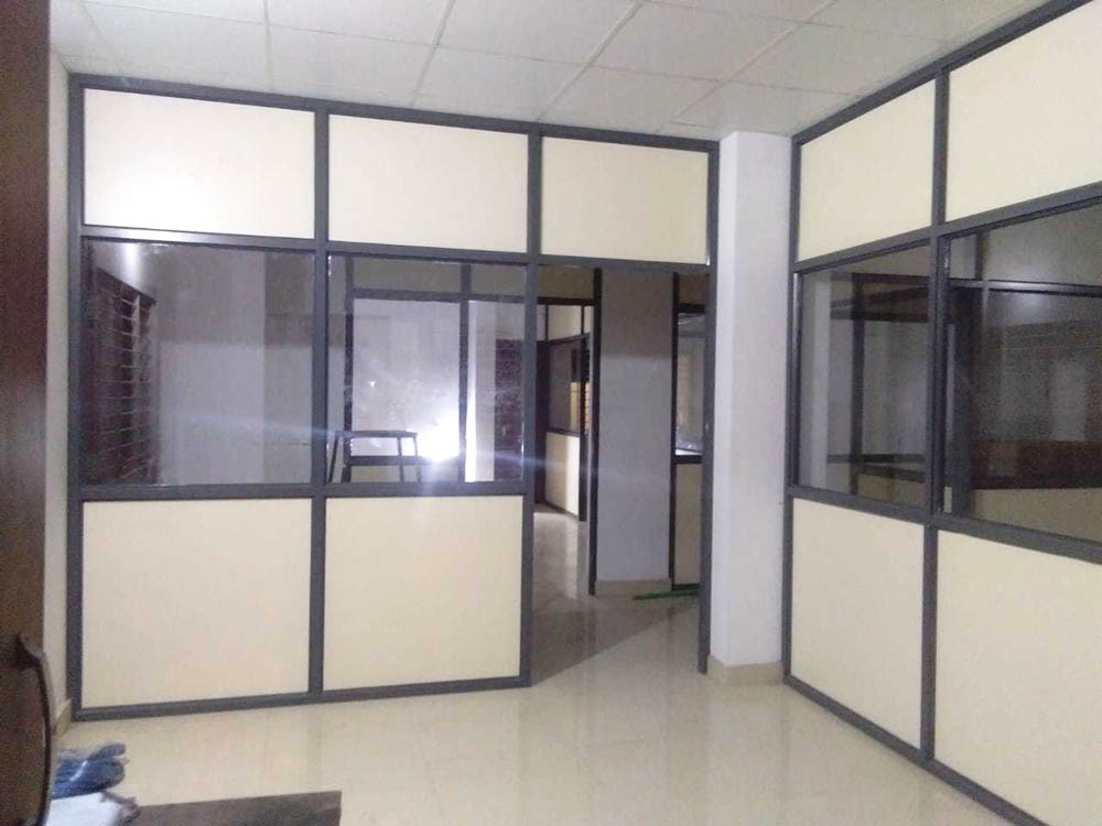 Aluminium Profile Office Partitioning in Kampala Uganda, Aluminium Design Works/Installation and Glass Works in Uganda, Luxury Aluminium and Glass Solutions Uganda, Ugabox