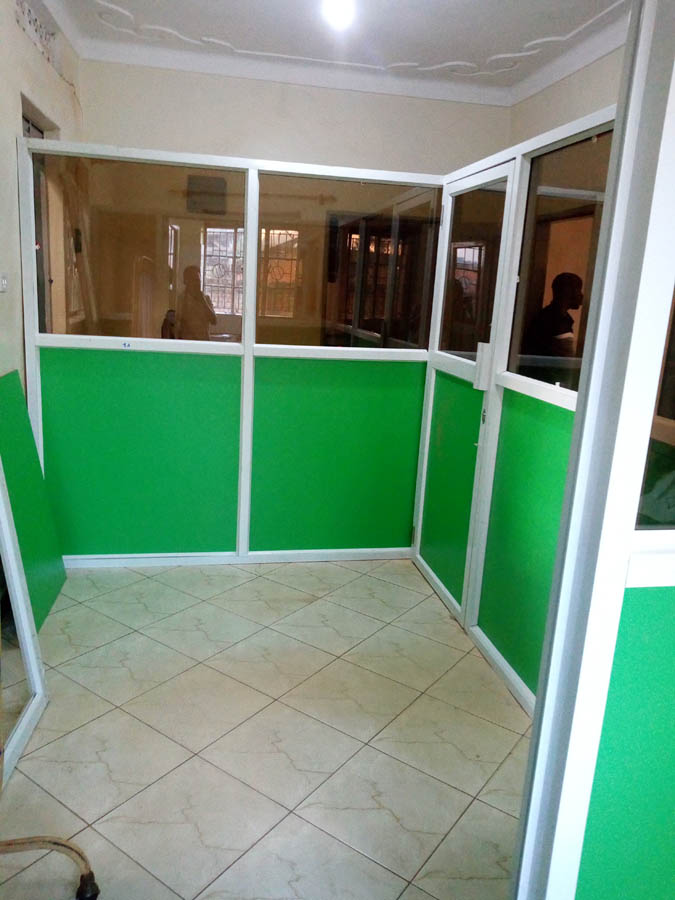 Aluminium Profile Office Partitioning in Kampala Uganda, Aluminium Design Works/Installation and Glass Works in Uganda, Luxury Aluminium and Glass Solutions Uganda, Ugabox