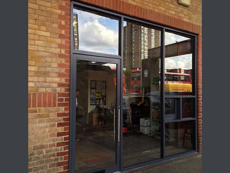 Aluminium Profile Shop Fronts in Kampala Uganda, Aluminium Design Works/Installation and Glass Works in Uganda, Luxury Aluminium and Glass Solutions Uganda, Ugabox
