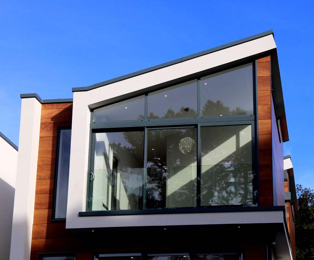 Aluminium Profile Sliding and Fixed Windows in Kampala Uganda, Aluminium Design Works/Installation and Glass Works in Uganda, Luxury Aluminium and Glass Solutions Uganda, Ugabox