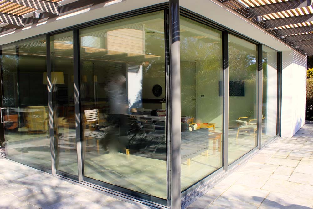 Aluminium Profile Sliding Doors in Kampala Uganda, Aluminium Design Works/Installation and Glass Works in Uganda, Luxury Aluminium and Glass Solutions Uganda, Ugabox