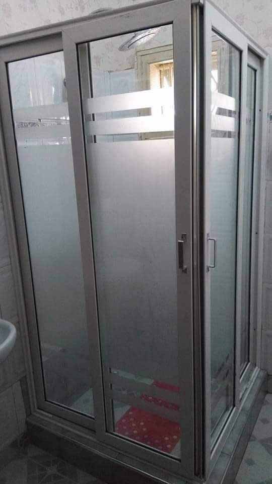 Shower Cabins in Kampala Uganda, Aluminium Shower Cabins in Uganda, Aluminium Design Works/Installation and Glass Works in Uganda, Luxury Aluminium and Glass Solutions Uganda, Ugabox