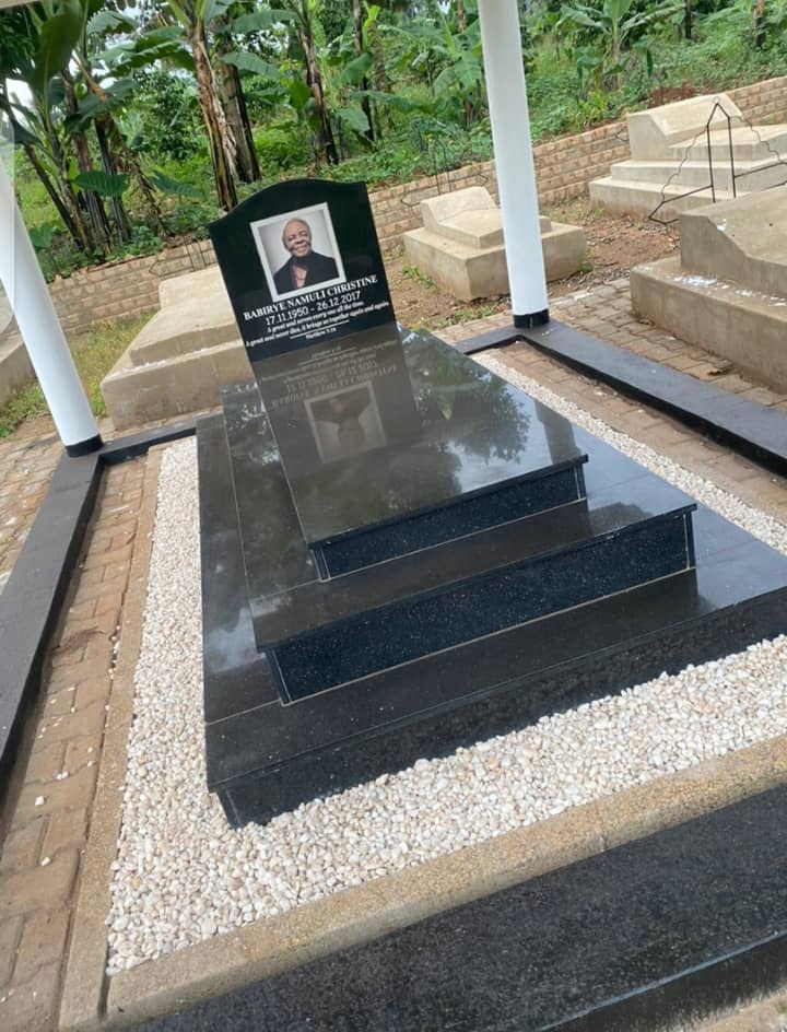 Granite And Marble Graves in Kampala Uganda. Granite And Marble Products in Uganda. Lee Engravers Ltd Uganda Services: Grave Construction, Grave Finishing, Terrazzo Grave Finish, Granite And Marble Grave Finishing, Terrazzo Flooring Solutions, Granite And Marble Stone Engraving in Uganda, Ugabox