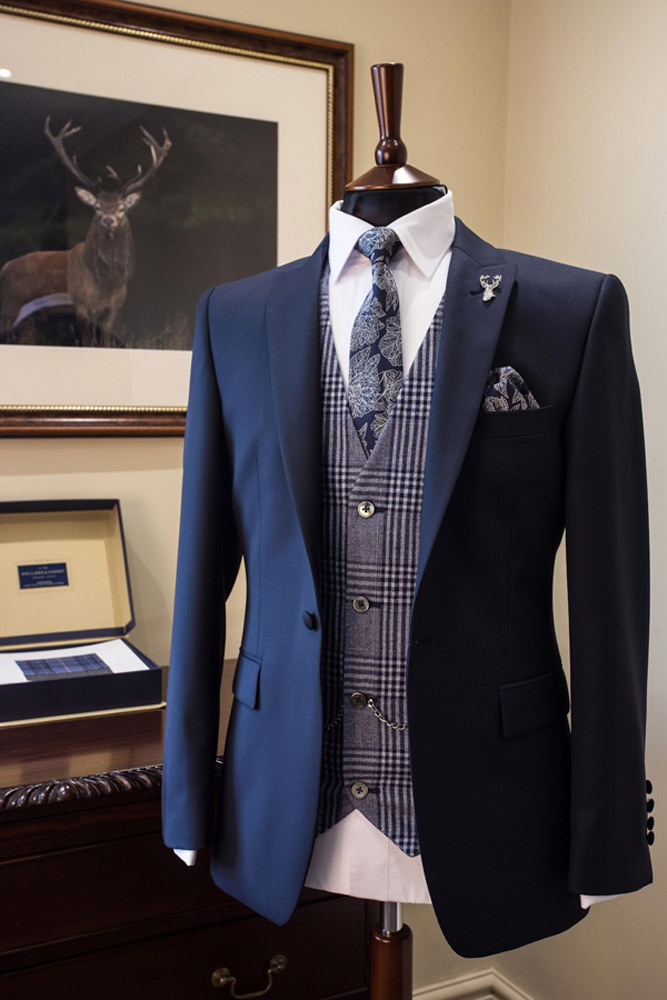 Dickson Tailor Uganda: Men's Suits, Wedding Suits, Bespoke Suits And Prom Fashion in Kampala Uganda. Ugabox