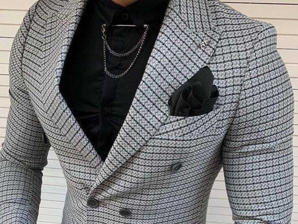 Dickson Tailor Uganda for: Tailored Men's Suits, Wedding Suits, Prom Suits, Bespoke Suits And Clothing, Custom Tailor Made Fitting Suits in Kampala Uganda, Ugabox