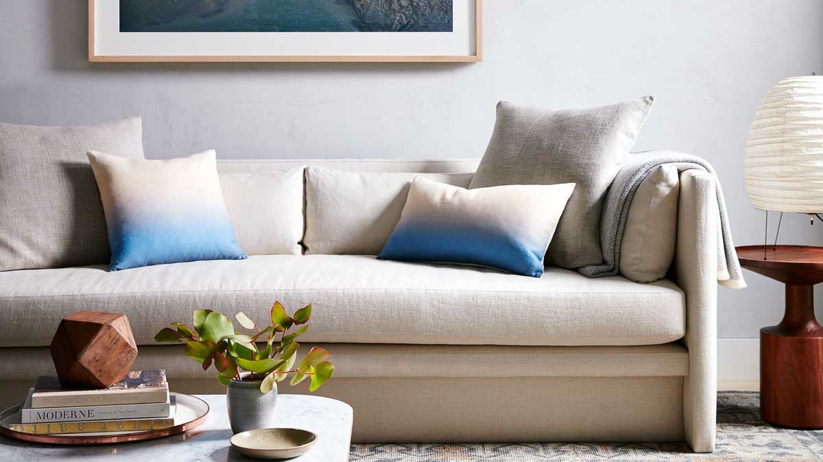 Cushions for Sale in Kampala Uganda. Cushions And Pillows Making in Uganda. Modern Cushions And Pillows Maker/Manufacturer in Uganda. Tailoring Services Uganda, Fashion Design And Tailored Clothing Shop in Uganda, Fashion Fest Uganda, Ugabox