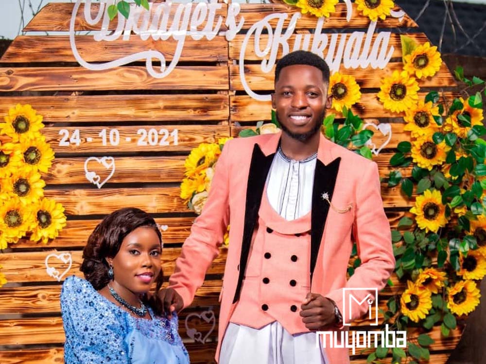 Suits in Uganda. African Wear. Muyomba Fashion Brand Services: Men's Bridal Suits, Work Suits, Ladies Suits, African Wear For Men And Women, Women Bridal Wear, Bridal Gowns, Corporate Wear, African Fashion, Tailoring Services And Fashion Designer in Kampala Uganda, Ugabox
