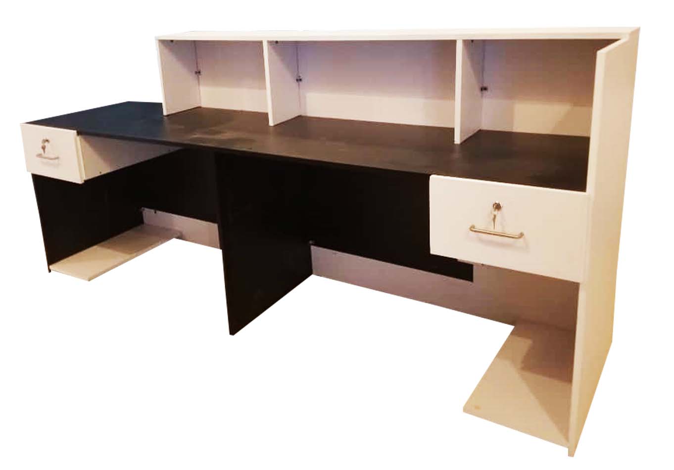 Reception Counters for Sale in Kampala Uganda. Reception Furniture, Office Furniture in Uganda, Custom Made Office Furniture Design in Uganda, Office Furniture Uganda, Ugabox