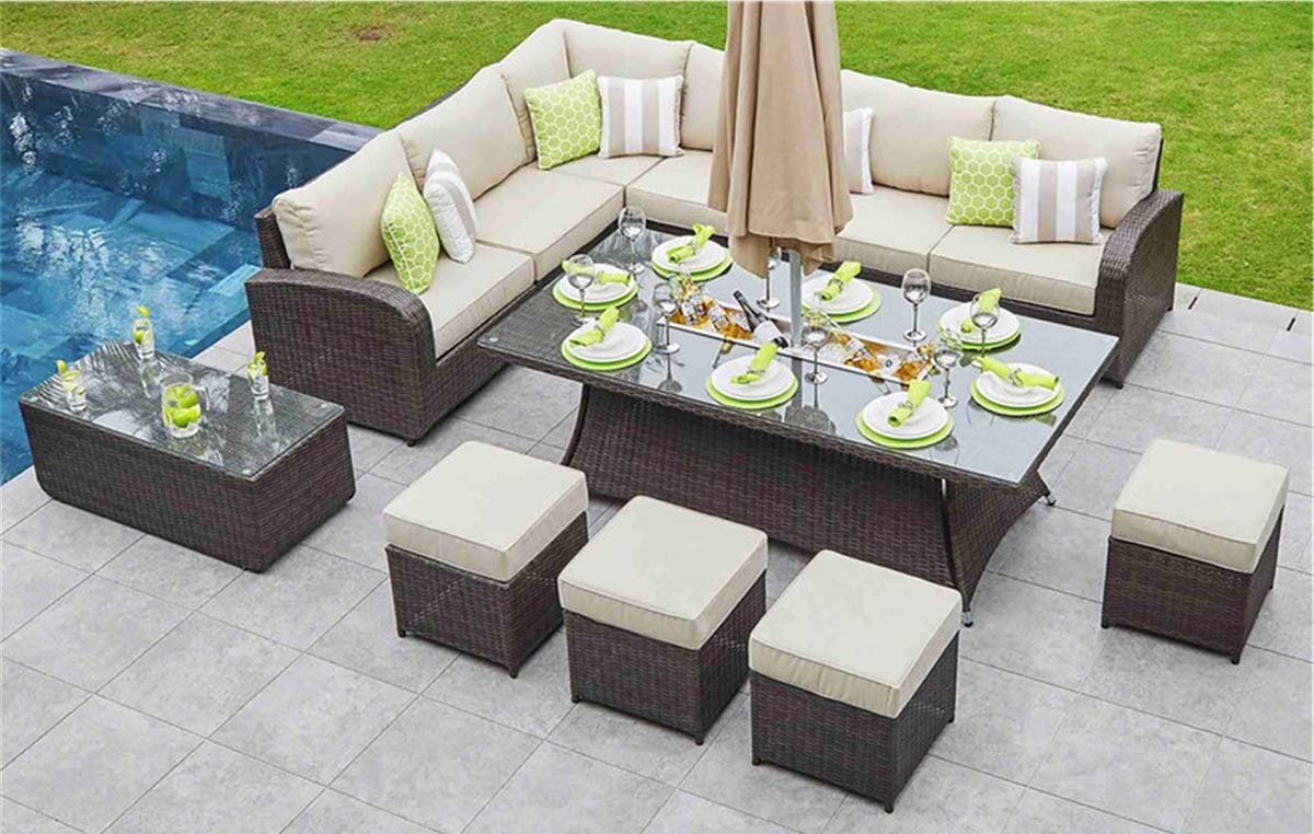 Garden and Outdoor Furniture for Sale in Kampala Uganda. Home, Bar, Restaurant, Hotel Garden Furniture Supplier in Uganda. Balcony Furniture, Patio Furniture in Uganda, Resin Wicker, All Weather Wicker Furniture in Uganda, Outdoor and Garden Furniture Manufacturer in Uganda. Chrome Outdoor Furniture Uganda, Ugabox