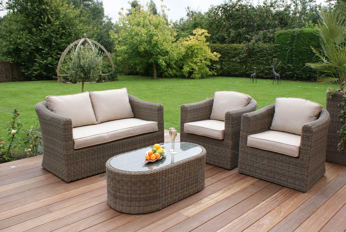 Garden and Outdoor Furniture for Sale in Kampala Uganda. Home, Bar, Restaurant, Hotel Garden Furniture Supplier in Uganda. Balcony Furniture, Patio Furniture in Uganda, Resin Wicker, All Weather Wicker Furniture in Uganda, Outdoor and Garden Furniture Manufacturer in Uganda. Chrome Outdoor Furniture Uganda, Ugabox