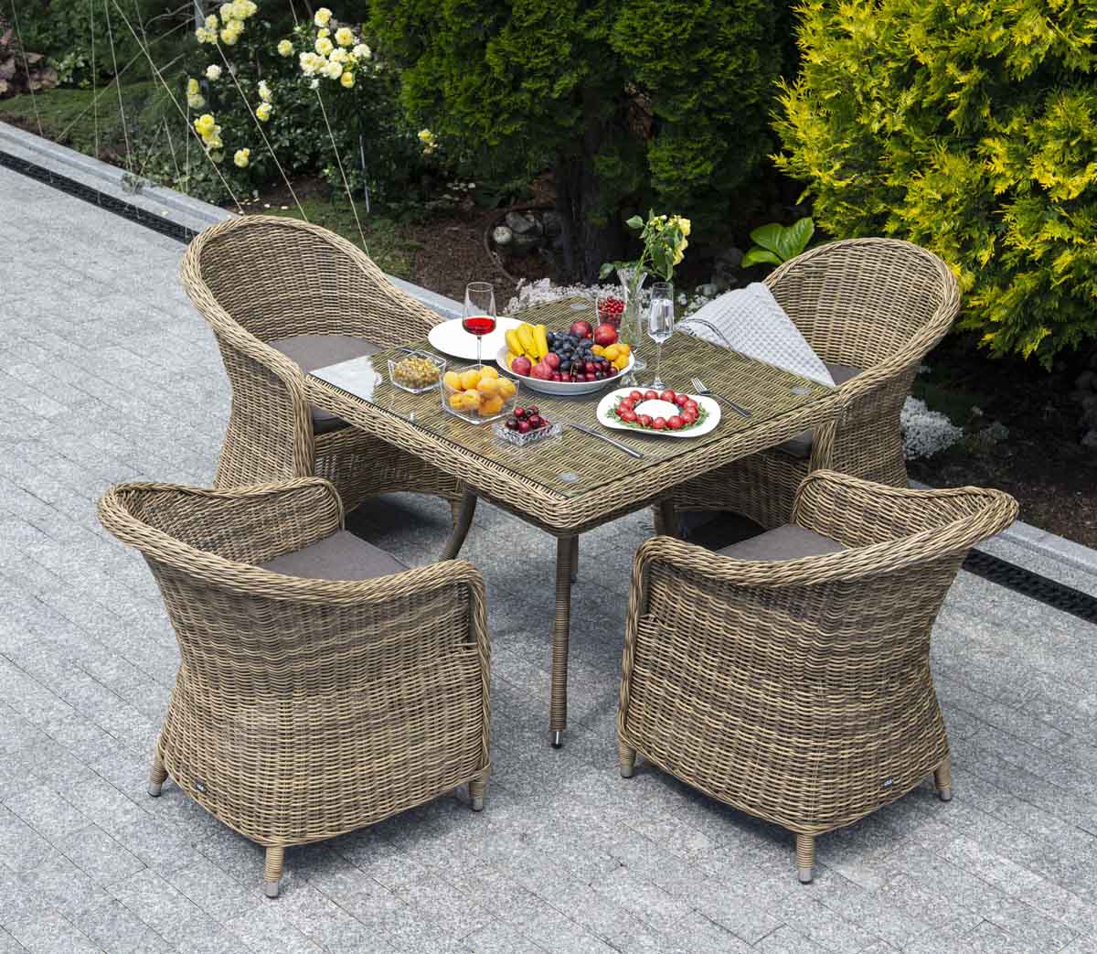 Garden and Outdoor Furniture for Sale in Kampala Uganda. Home, Bar, Restaurant, Hotel Garden Furniture Supplier in Uganda. Balcony Furniture, Patio Furniture in Uganda, Resin Wicker, All Weather Wicker Furniture in Uganda, Outdoor and Garden Furniture Manufacturer in Uganda. Chrome Outdoor Furniture Uganda, Ugabox