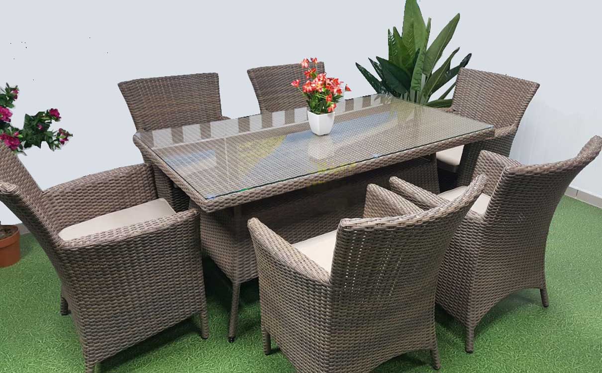 Garden and Outdoor Furniture for Sale in Kampala Uganda. Home, Bar, Restaurant, Hotel Garden Furniture Supplier in Uganda. Balcony Furniture, Patio Furniture in Uganda, Resin Wicker, All Weather Wicker Furniture in Uganda, Outdoor and Garden Furniture Manufacturer in Uganda. Chrome Outdoor Furniture Uganda, Ugabox