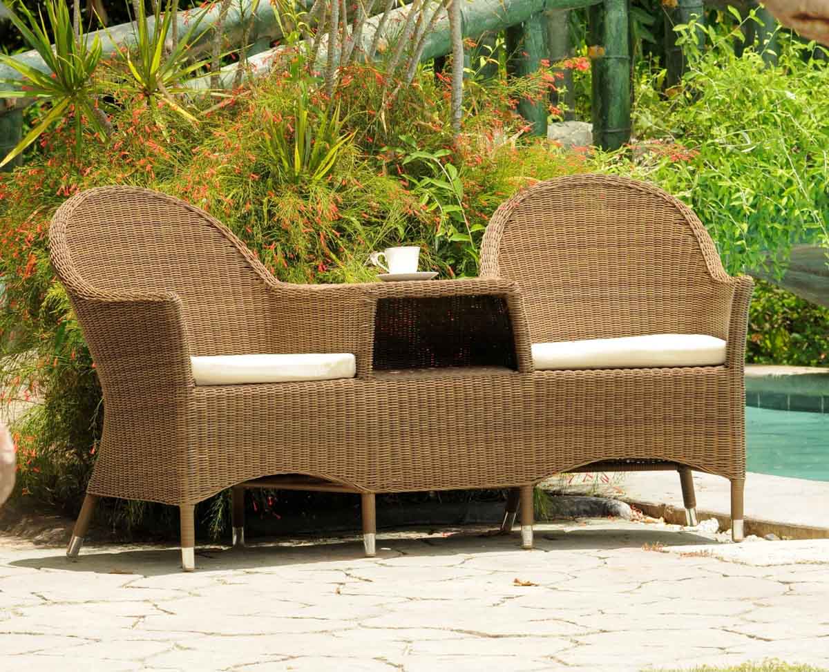 Garden and Outdoor Furniture for Sale in Kampala Uganda. Home, Bar, Restaurant, Hotel Garden Furniture Supplier in Uganda. Balcony Furniture, Patio Furniture in Uganda, Resin Wicker, All Weather Wicker Furniture in Uganda, Outdoor and Garden Furniture Manufacturer in Uganda. Chrome Outdoor Furniture Uganda, Ugabox