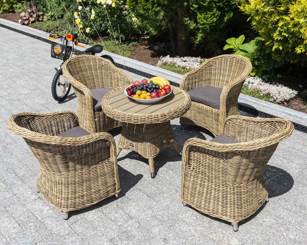 Garden and Outdoor Furniture for Sale in Kampala Uganda. Home, Bar, Restaurant, Hotel Garden Furniture Supplier in Uganda. Balcony Furniture, Patio Furniture in Uganda, Resin Wicker, All Weather Wicker Furniture in Uganda, Outdoor and Garden Furniture Manufacturer in Uganda. Chrome Outdoor Furniture Uganda, Ugabox