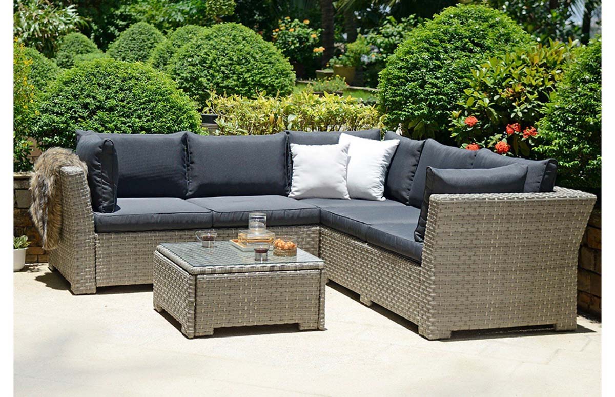 Garden and Outdoor Furniture for Sale in Kampala Uganda. Home, Bar, Restaurant, Hotel Garden Furniture Supplier in Uganda. Balcony Furniture, Patio Furniture in Uganda, Resin Wicker, All Weather Wicker Furniture in Uganda, Outdoor and Garden Furniture Manufacturer in Uganda. Chrome Outdoor Furniture Uganda, Ugabox