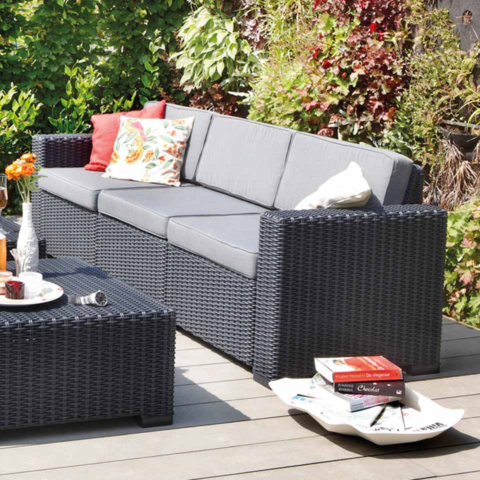 Garden and Outdoor Furniture for Sale in Kampala Uganda. Home, Bar, Restaurant, Hotel Garden Furniture Supplier in Uganda. Balcony Furniture, Patio Furniture in Uganda, Resin Wicker, All Weather Wicker Furniture in Uganda, Outdoor and Garden Furniture Manufacturer in Uganda. Chrome Outdoor Furniture Uganda, Ugabox