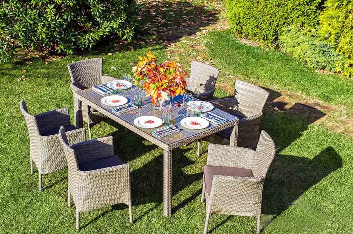 Garden and Outdoor Furniture for Sale in Kampala Uganda. Home, Bar, Restaurant, Hotel Garden Furniture Supplier in Uganda. Balcony Furniture, Patio Furniture in Uganda, Resin Wicker, All Weather Wicker Furniture in Uganda, Outdoor and Garden Furniture Manufacturer in Uganda. Chrome Outdoor Furniture Uganda, Ugabox