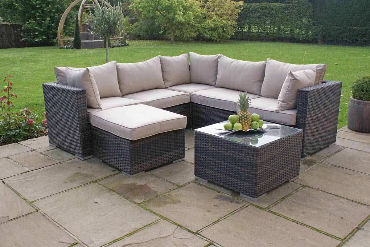 Garden and Outdoor Furniture for Sale in Kampala Uganda. Home, Bar, Restaurant, Hotel Garden Furniture Supplier in Uganda. Balcony Furniture, Patio Furniture in Uganda, Resin Wicker, All Weather Wicker Furniture in Uganda, Outdoor and Garden Furniture Manufacturer in Uganda. Chrome Outdoor Furniture Uganda, Ugabox