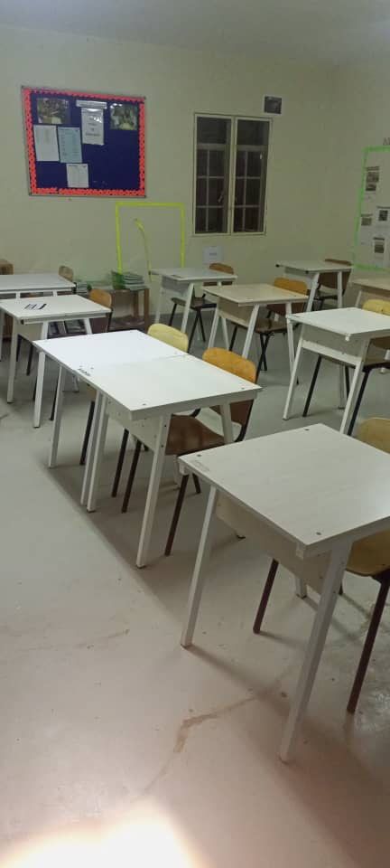 School Desks & Chairs in Kampala Uganda, School Furniture Supplier in Uganda for Nursery/Kindergarten, Primary, Secondary, Universities/Higher Institutions of Learning (Tertiary Institutions) Kampala Uganda, School Furniture in Wood Works And Metal Works, Desire School Furniture Uganda, Ugabox