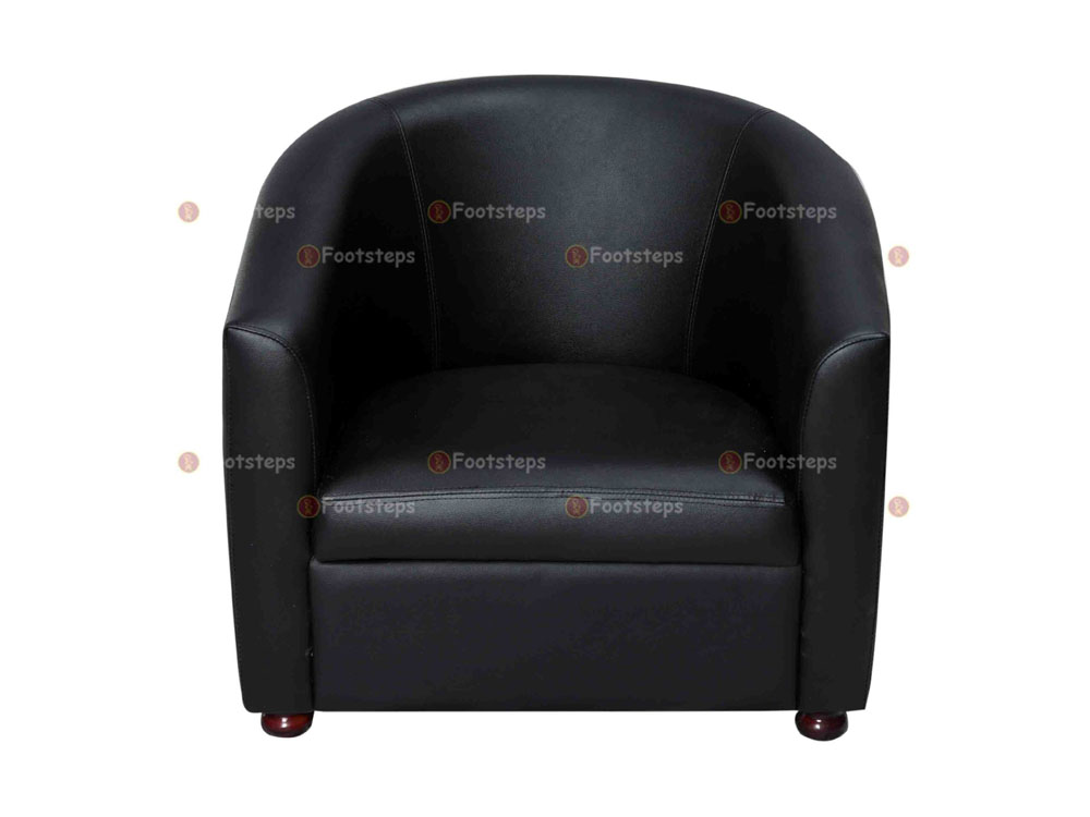 U Shaped Leather Single Waiting Chair | Sofa Sets for Sale in Kampala Uganda. Other Furniture Services: Bedroom Furniture, Hotel Furniture, Home Furniture, Office Furniture in Uganda, Furniture Shop in Kampala Uganda. Footsteps Furniture Company Uganda, Ugabox