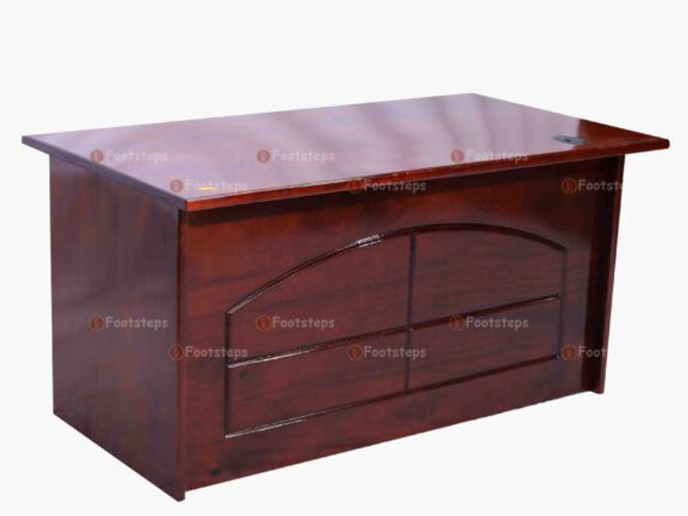 Executive Table R Trend for Sale in Kampala Uganda, Office Furniture in Uganda. Other Furniture Supplies Include: Home Furniture and Hotel Furniture. Imported and Local Furniture Manufacturer Store/Shop in Kampala Uganda. Footsteps Furniture Company Uganda, Ugabox