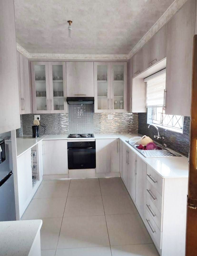 Kitchen Cabinets Uganda, Cabinets Maker/Manufacturer in Uganda, Kitchen Cabinets for Sale in Kampala Uganda, Carpentry Services in Uganda, Hotel Furniture, Home Furniture, Wood Furniture Uganda, Custom Made Home Furniture Design And Making in Uganda, Timber King Furniture Company Supplier in Uganda, Ugabox Furniture