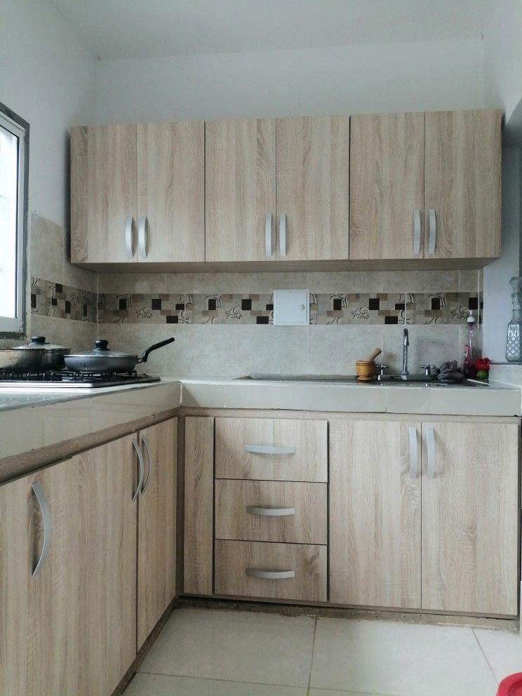 Kitchen Cabinets Uganda, Cabinets Maker/Manufacturer in Uganda, Kitchen Cabinets for Sale in Kampala Uganda, Carpentry Services in Uganda, Hotel Furniture, Home Furniture, Wood Furniture Uganda, Custom Made Home Furniture Design And Making in Uganda, Timber King Furniture Company Supplier in Uganda, Ugabox Furniture
