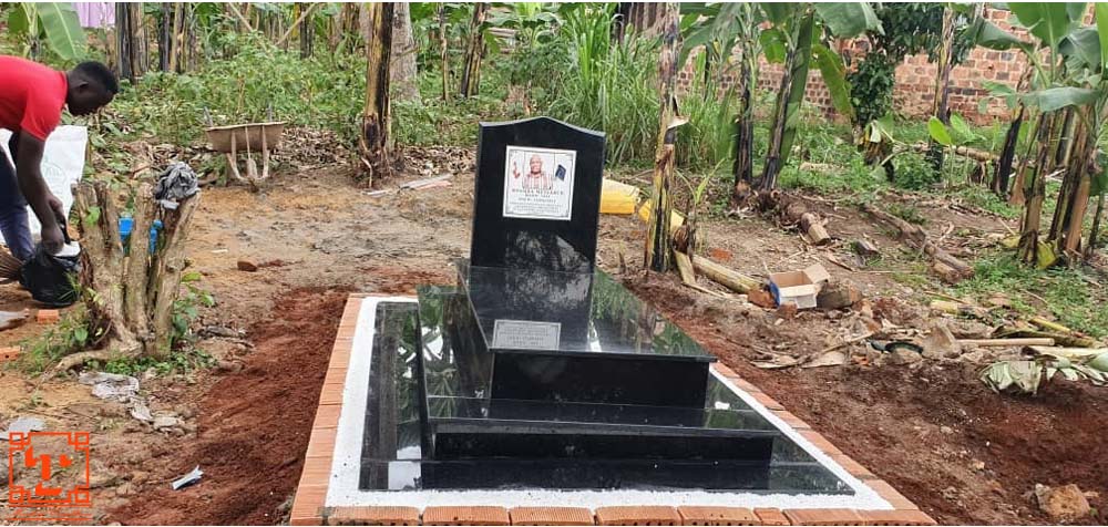 Granite Grave in Uganda, Granite And Marble Memorial Graves, Other Services from Topcon Granite & Terrazzo Ltd: Grave Engravers/Markers, Headstone Engraving, Tombstones, Amalolo-Grave Design And Maker, Grave Engraving, Memorial Headstones Maker And Granite Graves Supplier in Kampala Uganda. Ugabox