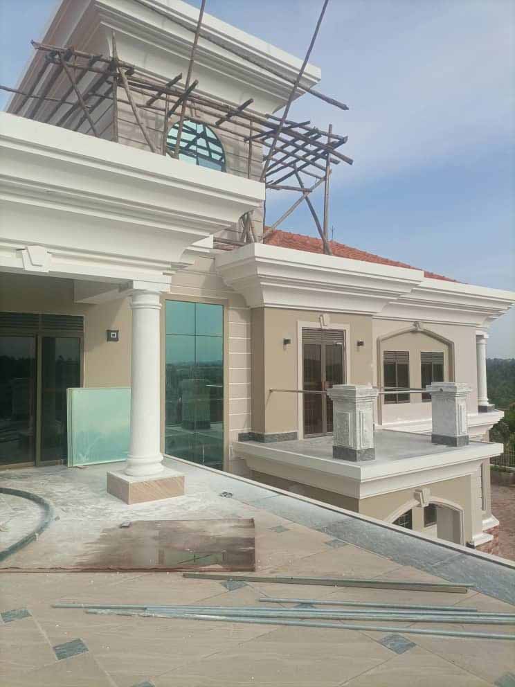 Exterior Weather Guard Painting Services in Kampala Uganda. Interior Design And Exterior Paint Services, Quality House Painting Services in Uganda, Interior Painting Services, Wall Painting in Uganda, Hometec Interiors Ltd Uganda, Ugabox