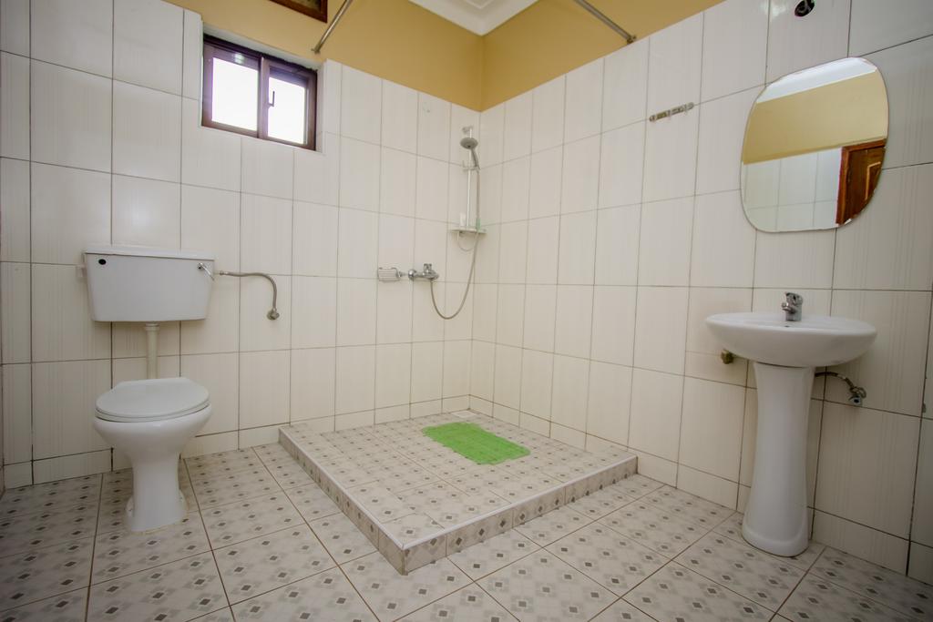 Tuzza Hotel Bushenyi, Top Accommodation, Restaurant, Bed & Breakfast, Bar, Workshops and Conference Venue, Beautiful Gardens for Events: Weddings & Private Parties, Birthday Parties, Resort 3 Star Hotel in Bushenyi Uganda, Ugabox