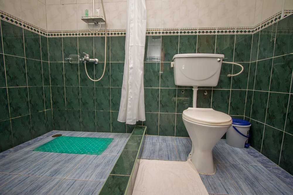 Tuzza Hotel Bushenyi, Top Accommodation, Restaurant, Bed & Breakfast, Bar, Workshops and Conference Venue, Beautiful Gardens for Events: Weddings & Private Parties, Birthday Parties, Resort 3 Star Hotel in Bushenyi Uganda, Ugabox