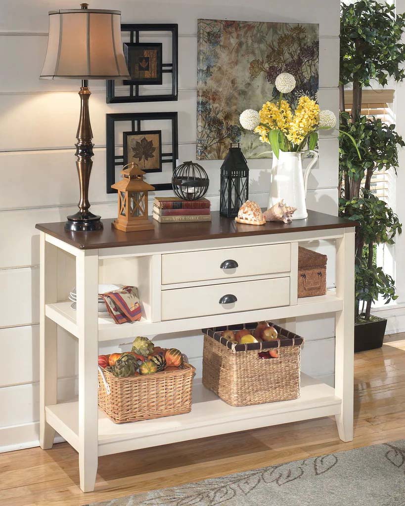 Console Tables for Sale in Kampala Uganda. Console tables provide a space for table lamps and displays of decorative pieces and artwork. Home Decor Table Design in Uganda, Modern Console Tables Furniture in Kampala Uganda. Home And Hotel Furniture in Uganda. Product Available On Order Basis. Materials Used In Making Our Products: Hardwood, Softwood, Steel/Metal, Boardwood. Georgette Interiors Uganda For All: Interior Design Services in Uganda, Furniture Manufacturing And Carpentry Services in Kampala Uganda. Ugabox