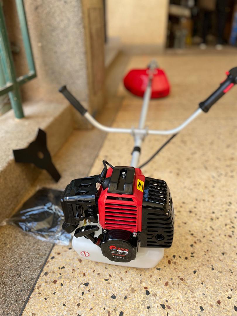 Price in Uganda for Brush Cutter. UGX: 450,000. Brush Cutter Grass Cutter Edon Brand 2 Stroke Engine for Sale in Kampala Uganda. Equipment For Gardening/Farming And Commercial Agricultural Use. Machine World Uganda Importer, Supplier, Distributor, Assembler and Installer of Domestic And Commercial Agricultural Equipment And Industrial Agricultural Machinery in Kampala-Uganda, East Africa: Kigali-Rwanda, Nairobi-Mombasa-Kenya, Juba-South Sudan, DRC-Congo, Tanzania. Ugabox Machinery Marketing Platform Uganda | Ugabox.com