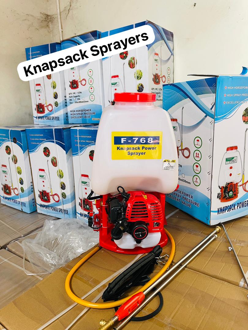 Price in Uganda for Power Sprayer. UGX: 550,000. Knapsack Power Sprayer for Sale in Kampala Uganda. Equipment For Gardening/Farming And Commercial Agricultural Use. Machine World Uganda Importer, Supplier, Distributor, Assembler and Installer of Domestic And Commercial Agricultural Equipment And Industrial Agricultural Machinery in Kampala-Uganda, East Africa: Kigali-Rwanda, Nairobi-Mombasa-Kenya, Juba-South Sudan, DRC-Congo, Tanzania. Ugabox Machinery Marketing Platform Uganda | Ugabox.com