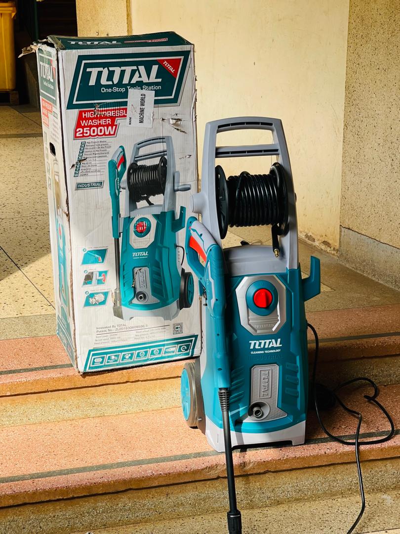 Price in Uganda for: High Pressure Washer Machine. UGX: 1,300,000. Total High Pressure Industrial Washer 2500 Watts Electric Machine for Sale in Kampala Uganda. Equipment For Cleaning Cars, Homes, Commercial Spaces, Machinery And Surfaces. Machine World Uganda Importer, Supplier, Distributor, Assembler and Installer of Domestic And Commercial Cleaning Equipment/Industrial Machinery in Kampala-Uganda, East Africa: Kigali-Rwanda, Nairobi-Mombasa-Kenya, Juba-South Sudan, DRC-Congo, Tanzania. Ugabox Machinery Marketing Platform Uganda | Ugabox.com