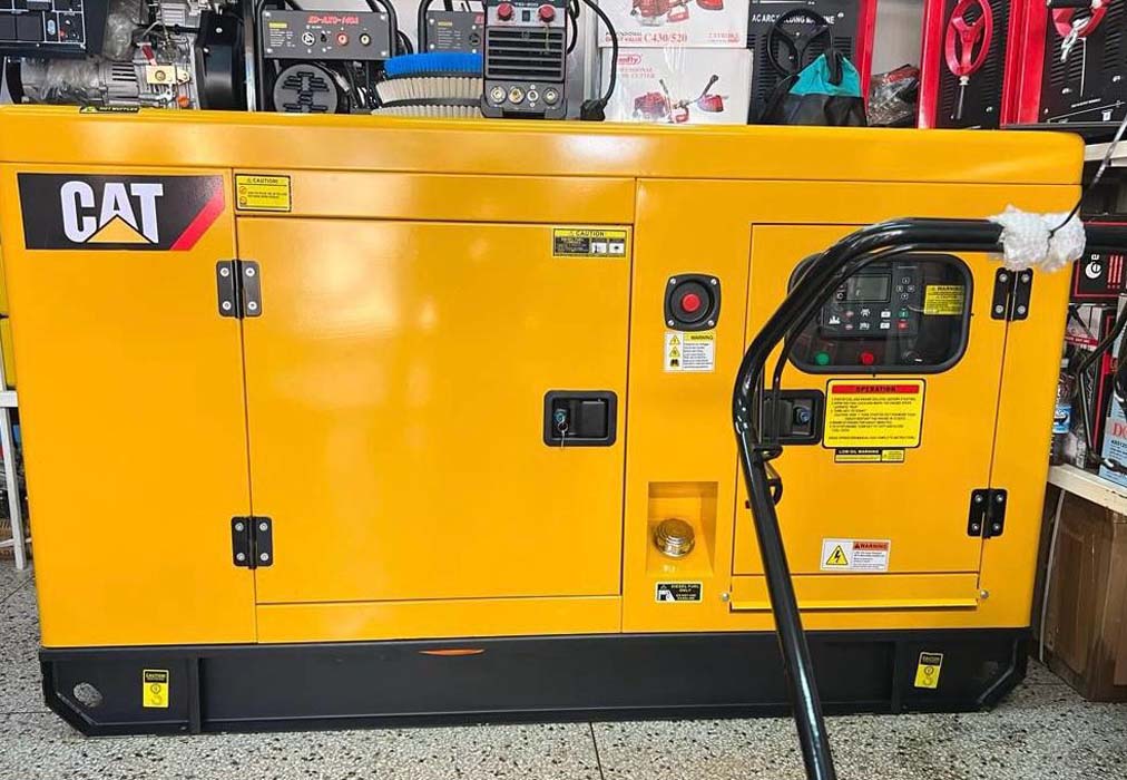 30KVA Standby Generator Caterpillar Heavy Duty UK, Water-Cooled Engine, 4 Cylinder, 3 Phase and Single Phase For Sale Kampala Uganda. Generators For Electricity/Power Supply Uganda. Machine World Uganda for all your power generators and backup power equipment supplies in Kampala Uganda, East Africa: Kigali-Rwanda, Nairobi-Mombasa-Kenya, Juba-South Sudan, DRC Congo, Tanzania. Ugabox