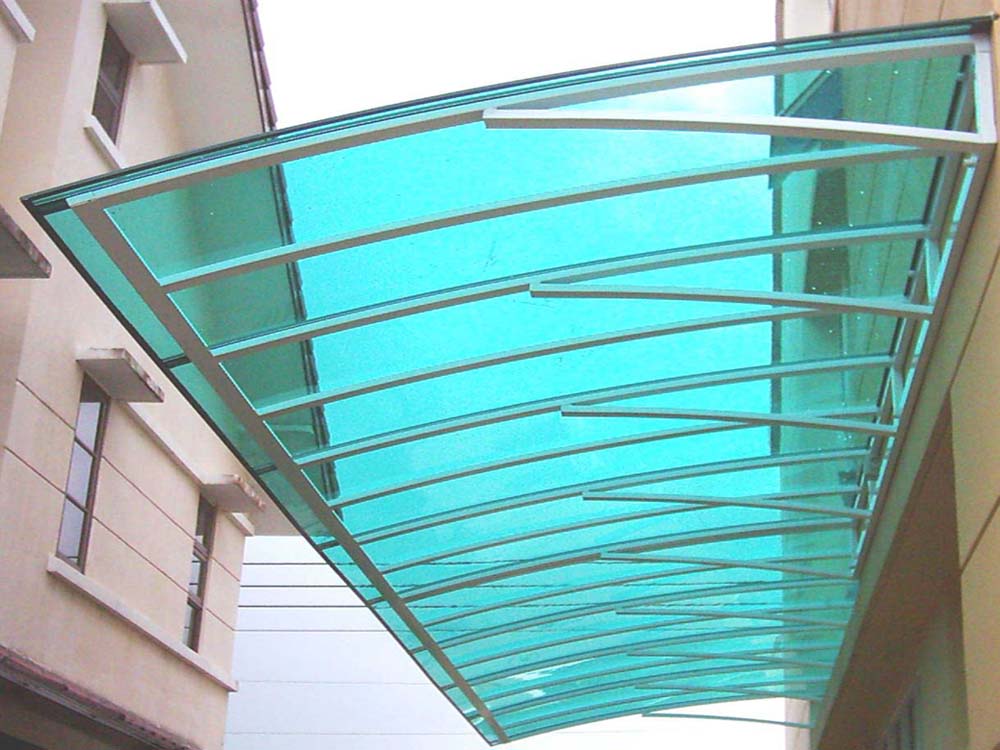 Polycarbonate Pergola Roof in Kampala Uganda. Pergola Roof Design and Installation. Other Services: Wood/Steel/Aluminium Pergola Design and Installation, Aluminium Roofs, Glass Roofs, Aluminium Doors and Windows, Home Interior and Exterior Design, Aluminium Products, Aluminium Construction, Aluminium House, Aluminium Building, Aluminium/Metal/Steel Fabrication in Kampala Uganda, Ugabox