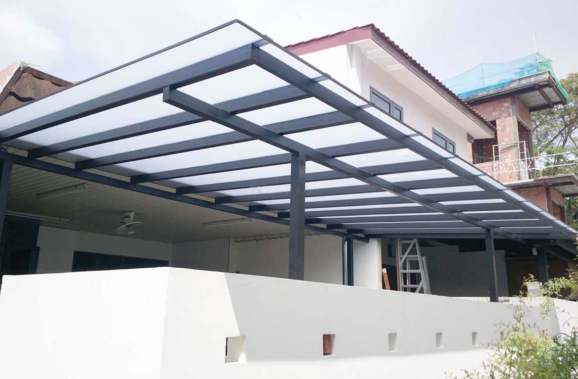 Polycarbonate Pergola Roof in Kampala Uganda. Pergola Roof Design and Installation. Other Services: Wood/Steel/Aluminium Pergola Design and Installation, Aluminium Roofs, Glass Roofs, Aluminium Doors and Windows, Home Interior and Exterior Design, Aluminium Products, Aluminium Construction, Aluminium House, Aluminium Building, Aluminium/Metal/Steel Fabrication in Kampala Uganda, Ugabox