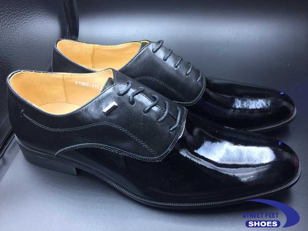 Shoes Uganda, Men's Shoes for Sale in Uganda. Street Feet Shoes Uganda, Shoe Shop for Quality Foot Wear for all Events & Occasions: Smart Shoes, Wedding Shoes, Office Shoes in Kampala Uganda, Ugabox