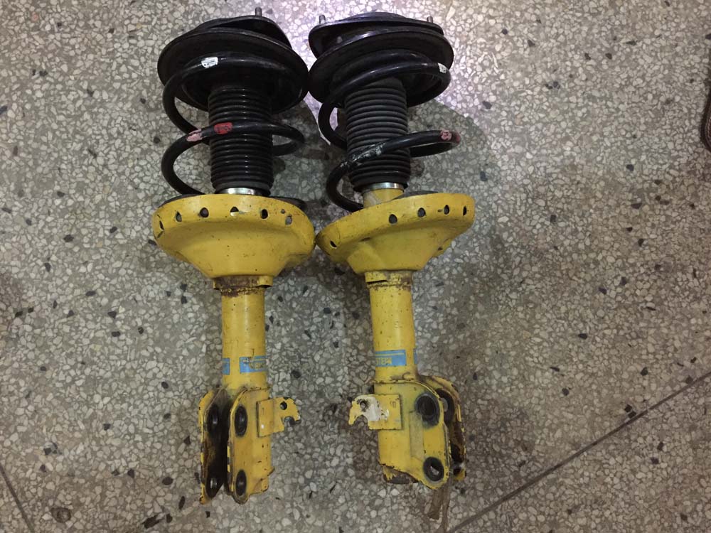 2 pairs of Shock absorbers (Front Shocks, Subaru forester heavy duty) 650,000 Ugx, Motor Spare Parts Shop in Kampala Uganda, Ugabox