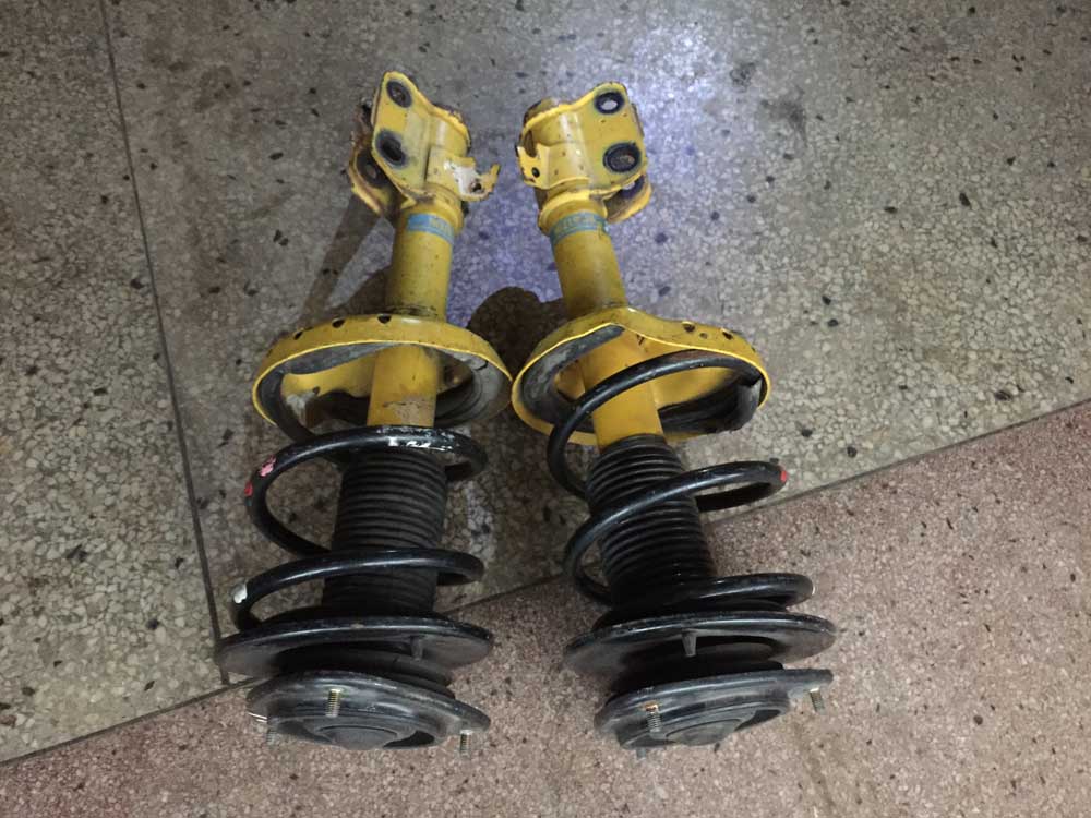 2 pairs of Shock absorbers (Front Shocks, Subaru forester heavy duty) 650,000 Ugx, Motor Spare Parts Shop in Kampala Uganda, Ugabox